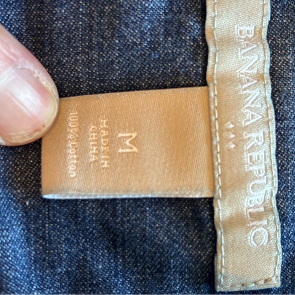 Banana Republic Women's Blue Denim Shirt - Picture 6 of 6